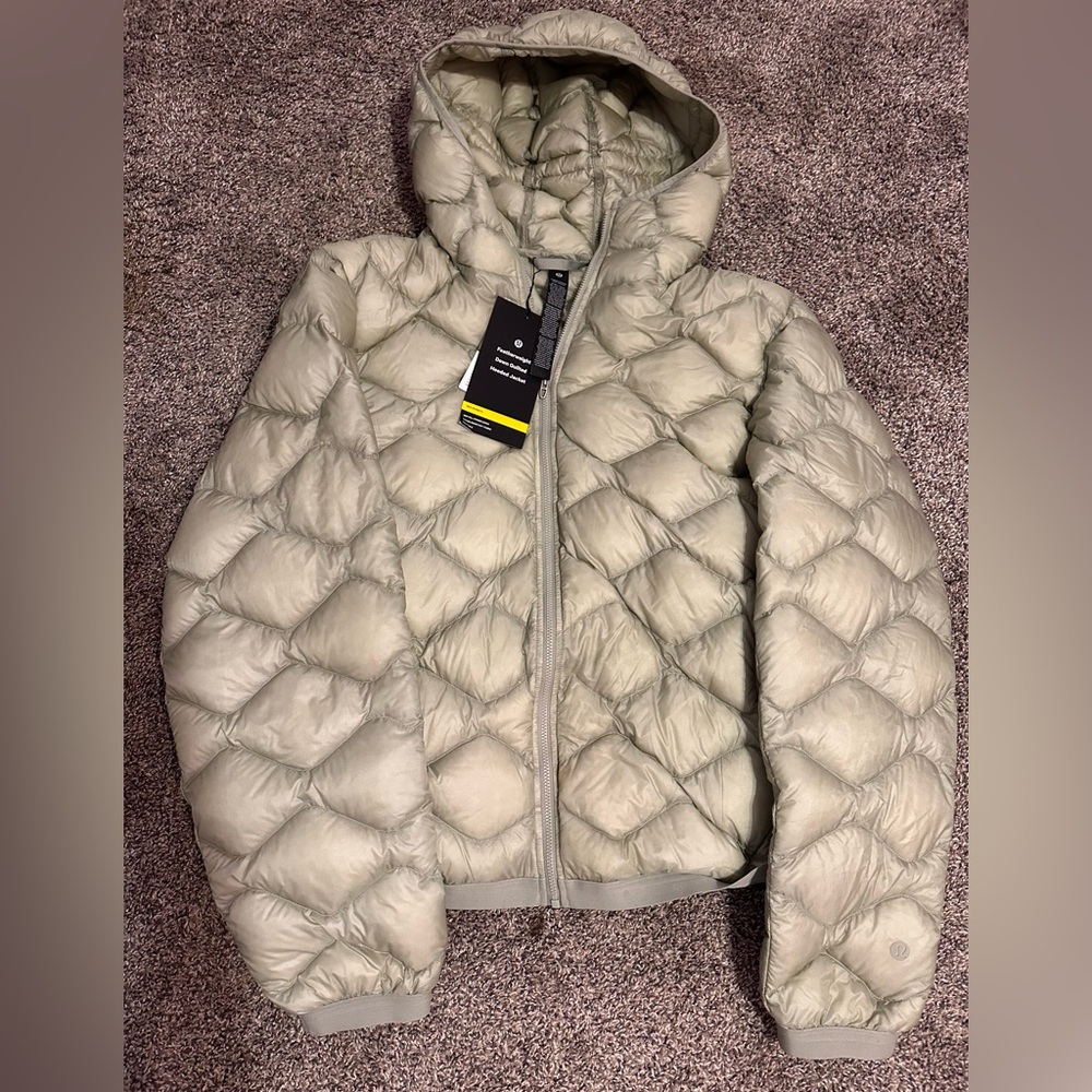 Lululemon Sage Green Featherweight Down Quilted Hooded Puffer Jacket - Picture 2 of 6